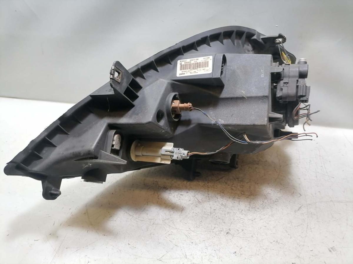 Renault Trafic 2 original Scheinwerfer vorn rechts Halogen Facelift Bj.2008